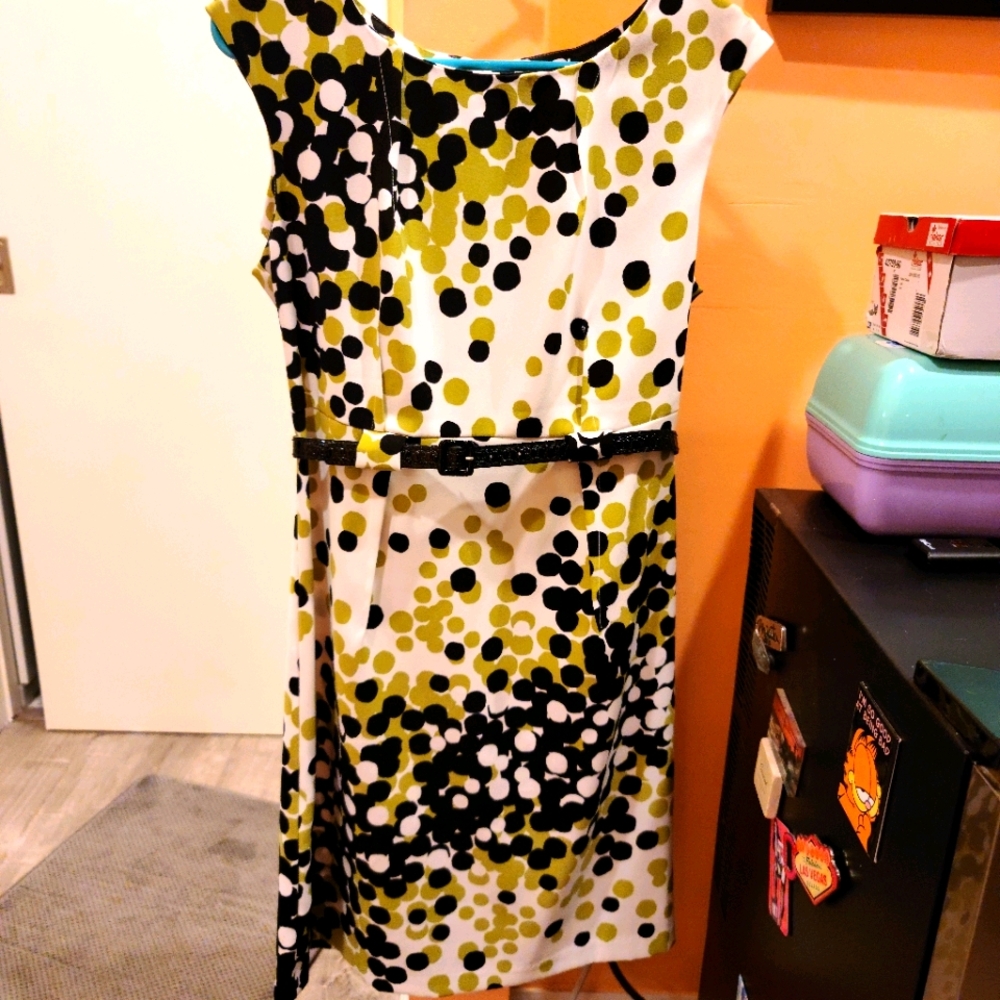 Emma & Michelle White and Green Pattern dress